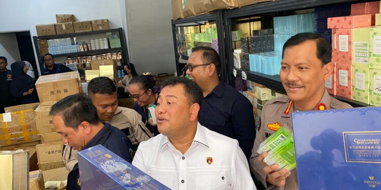 Terungkap Pemilik Komestik Tanpa Izin Edar Beli Produk Melalui Situs Online