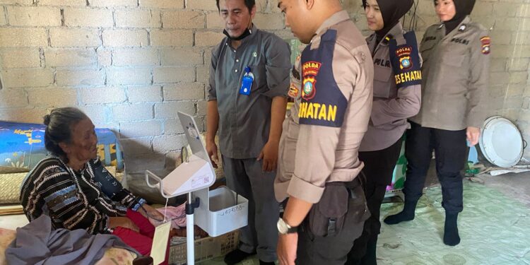 Dokkes Polda Riau Disambut Baik Warga Rempang