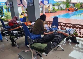 HUT TNI ke 78, Lanal TBK Lakukan Bhakti Sosial