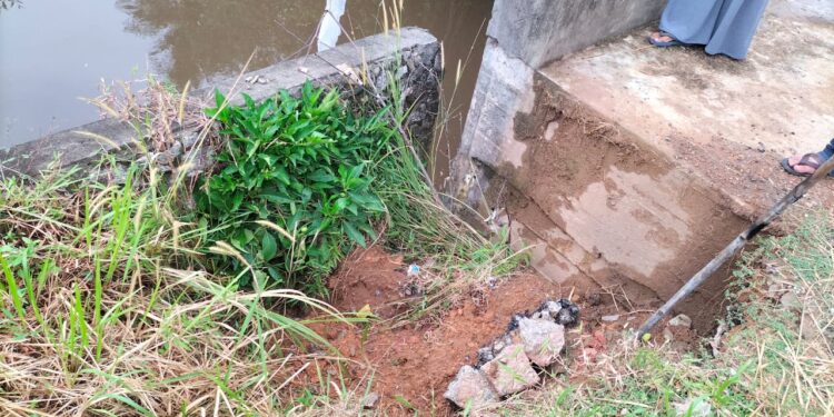 Dinas PU Langsung Tinjau Jembatan Rusak Akibat Bencana Alam