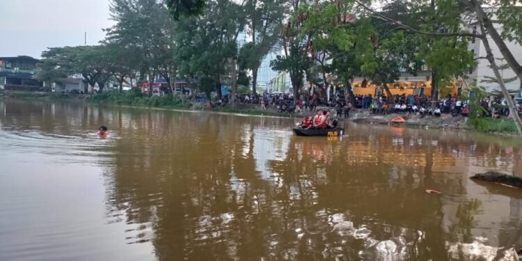 Warga Tenggelam di Danau Empang Batam
