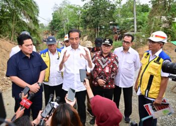 Jokowi : Pemerintah Akan Atur E-Commerce Berbasis Media Sosial