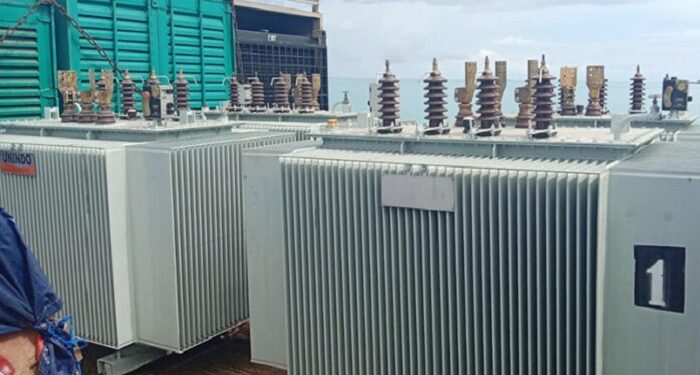 Mesin PLTD Sewaan dari PT PLN Batam Telah Sampai di Natuna