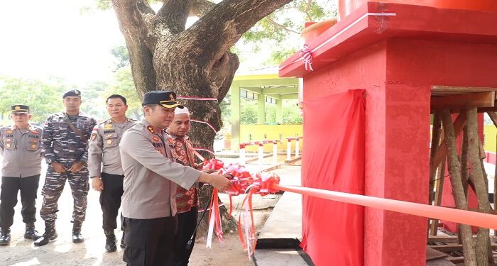 Pondok Pesantren Ar-Raudhah Terima Bantuan Sumur Bor dan Pompa Air