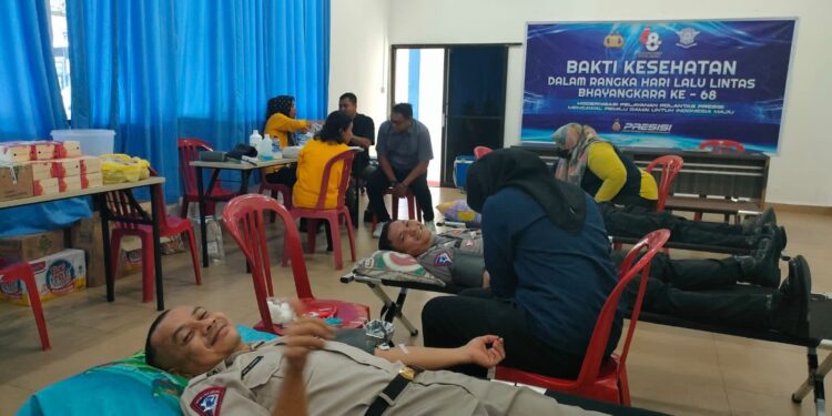 Sambut HUT Lalu Lintas, Sat Lantas Polres Karimun Gelar Donor Darah