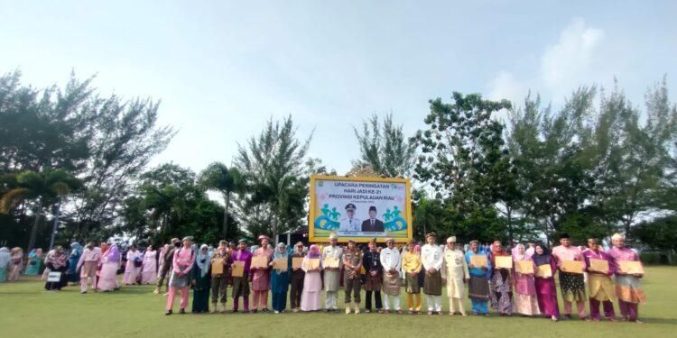 PJ Walikota pimpin upacara pelaksanaan HUT Pemprov Kepri ke 21