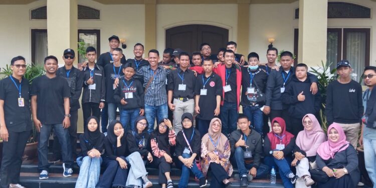 Anak SLB Negeri Karimun Berangkat Hadiri Pentas Seni Internasional