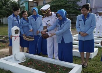 Wing Udara 1 Ikuti Ziarah Rombongan HUT TNI AL di TMP Pusara Bhakti