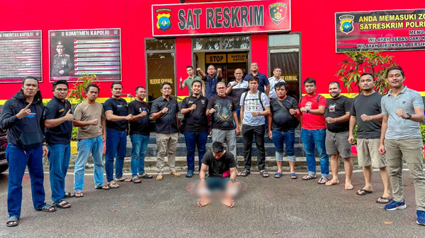 Polisi Dor Kaki Pelaku Pembunuhan Berisial PS