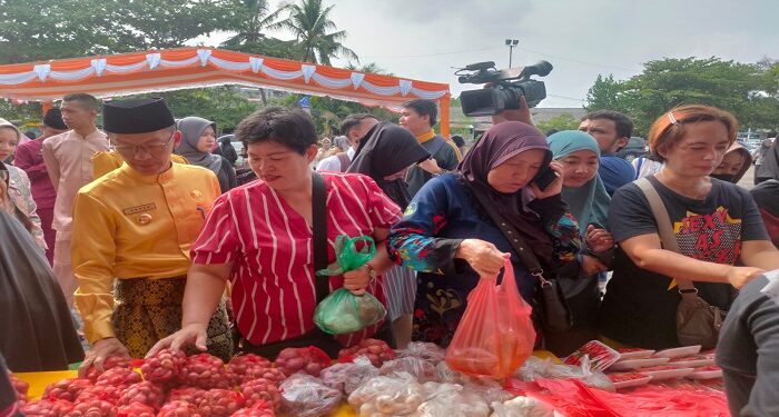 DP3 Kota Tanjungpinang Gelar Pasar Murah Yang Dihadiri PJ Walikota