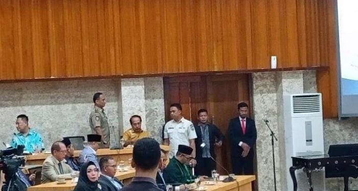Datang Terlambat, Pj Gubernur NTB Usir Kepala Biro Pembangunan