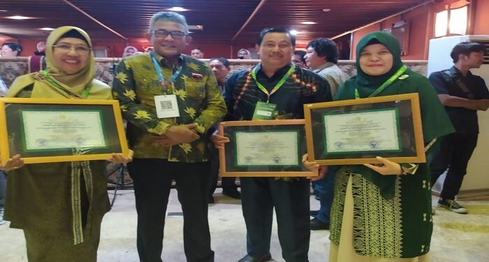 Dua Sekolah di Kota Tanjungpinang Terima Penghargaan dari KLHK RI
