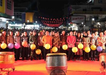 Gubernur Ansar Buka Kepri Lantern Dream Parade 2023
