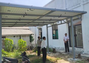 Puskesmas Terpencil Dapat Bantuan 4 Unit Mesin PLTS