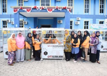 Dewi Ansar Berikan 26 Paket Usaha