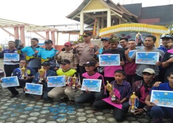 Kadispora Karimun Tutup Festival Gasing dan Layang-layang 2023