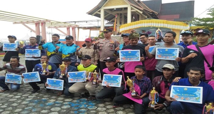 Kadispora Karimun Tutup Festival Gasing dan Layang-layang 2023