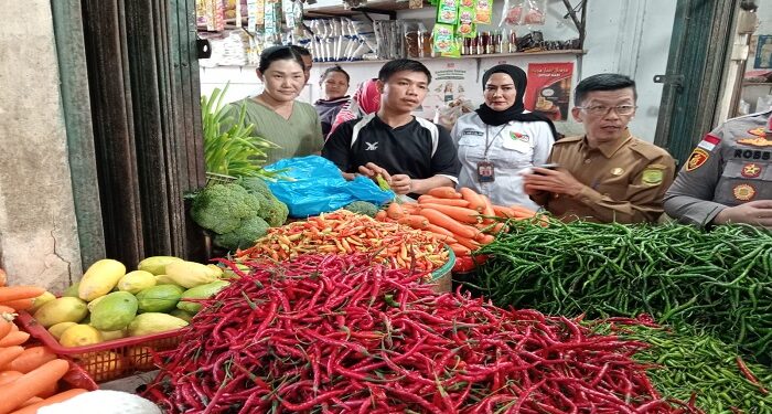 PJ Walikota Tinjau Harga Sembako dan Distributor Beras
