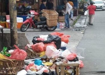 Sampah Berserakan di Jantung Kota Karimun