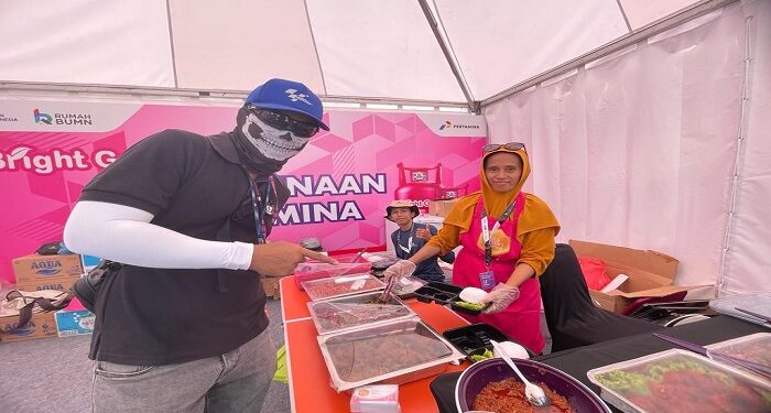 Tabung Pink Semarakkan Booth UMKM Pertamina di Mandalika