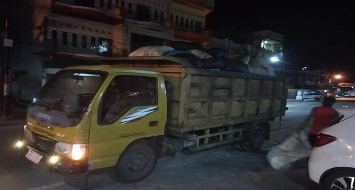 Keluarkan Bau Menyengat, DLH Pastikan Sampah Diangkut
