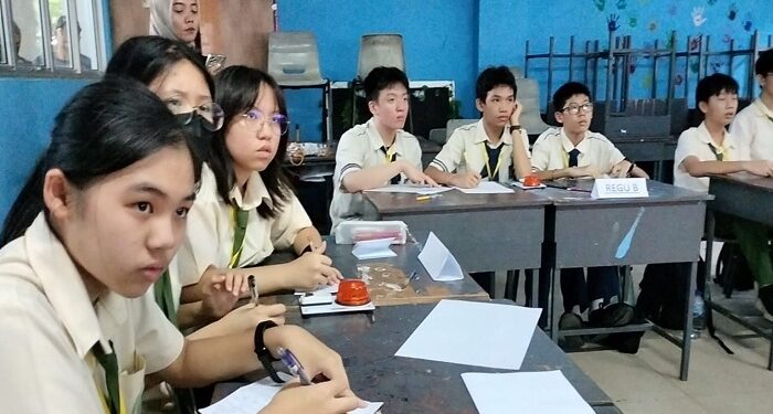 Peringati Hari Guru, Puluhan SMP/MTs se-Batam Ikuti Lomba Matematika
