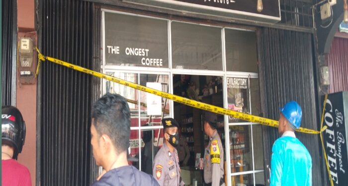 BREAKING NEWS! Satu Unit Ruko Terbakar di Jalan Ahmad Yani Karimun