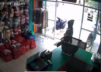 Terekam CCTV, Wanita Hamil Kepergok Mencuri di The Colors Loundry