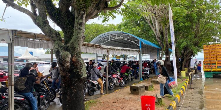 Pemudik Sudah Padat, Kapolres Bintan Tinjau Langsung Arus Pulang di ASDP Tanjung Uban