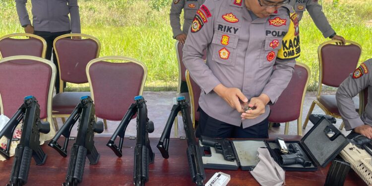 Poles Kemampuan, Polres Bintan Latihan Menembak