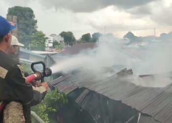 Rumah Kosong di Tanjungpinang Ludes Terbakar