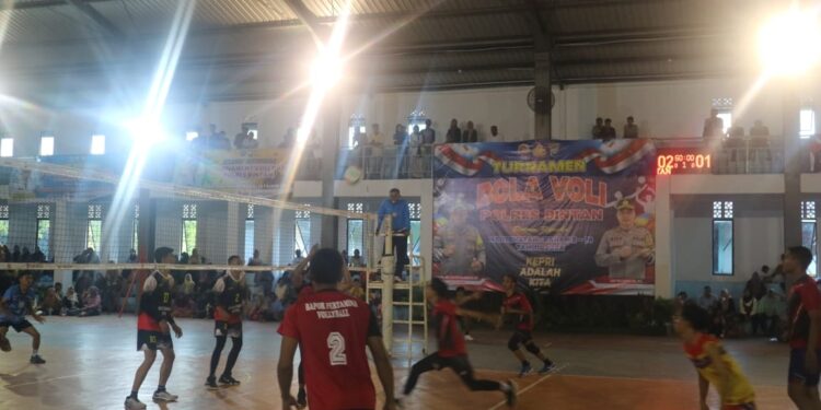 Peringati Hari Bhayangkara Ke-78, Polres Bintan Laksanakan Turnamen Bola Voli