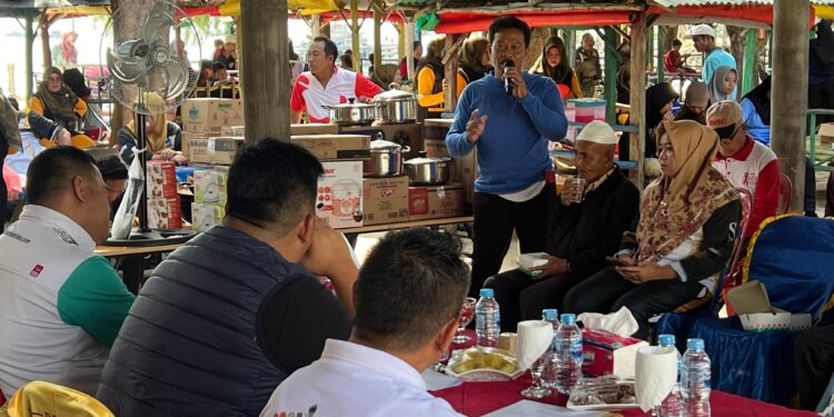 Bupati Roby Disambut Antusias Saat Temu Wicara Bersama Masyarakat Desa Malang Rapat