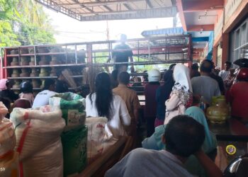 Antrian Elpiji Masih Terjadi, Warga Minta Perhatian Bupati Karimun