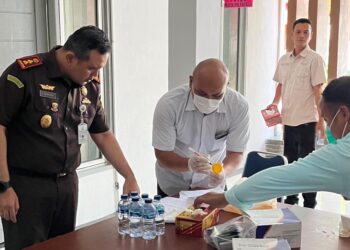 63 pegawai dan jaksa di Kejaksaan Negeri Lakukan Tes Urine