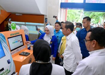 Presiden Jokowi Tinjau RSUD Prof. Dr. H. M. Anwar Makkatutu Bantaeng