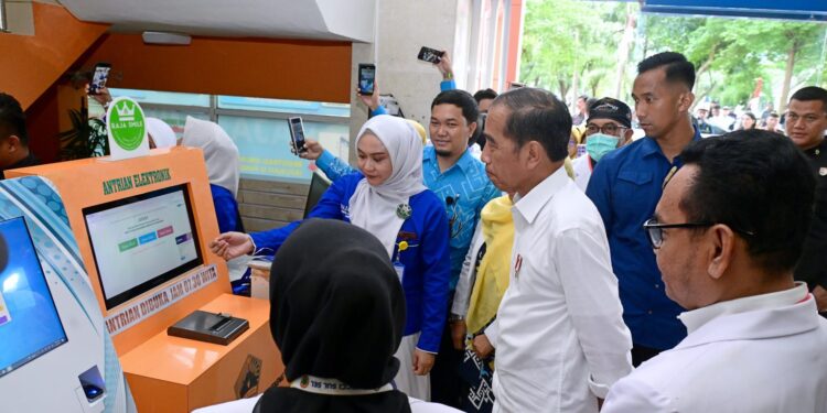 Presiden Jokowi Tinjau RSUD Prof. Dr. H. M. Anwar Makkatutu Bantaeng