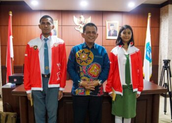 Gubernur Kepri Lepas Dua Siswa dan Siswi Menuju Paskibra Tingkat Nasional