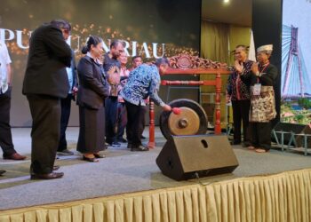 Momentum Bersejarah Terukir Lewat Pembukaan Pesparawi