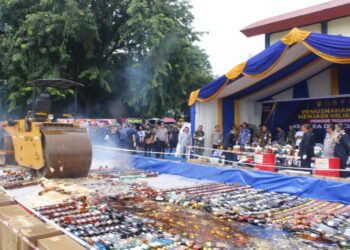 BC Batam Musnahkan Barang Ilegal Bernilai Miliaran Rupiah