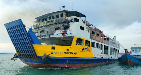 KMP Terbakar, PLP Tanjung Uban Kirim Kapal Negara Rantos dan Kapal Cepat 547