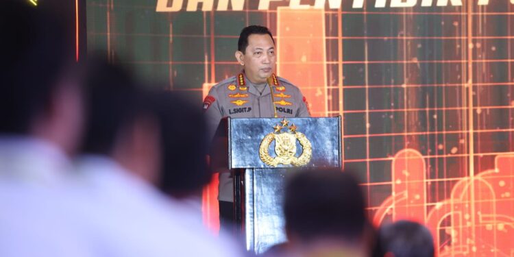 Kapolri Resmikan Desk Ketenagakerjaan Demi Beri Jaminan Perlindungan Kaum Buruh