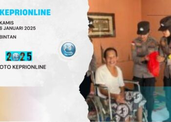 Polwan Polres Bintan Salurkan Paket Sembako kepada Lansia