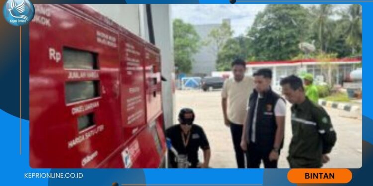 Antisipasi Kecurangan, Polisi Cek Tera Volume BBM SPBU dan Ketersediaan LPG di Bintan
