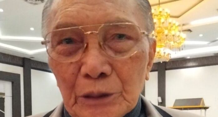 85 Tahun Ventje Pangalila: “Aku akan tambahkan umurmu”