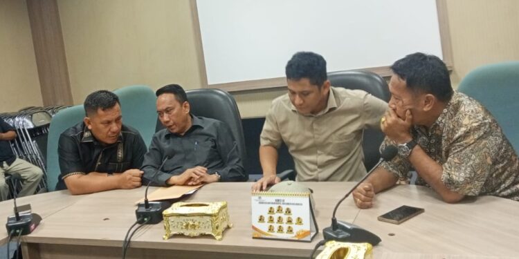 Bikin Kegaduhan Di Medsos Badan Kehormatan DPRD Batam Tetapkan Sanksi Teguran Tertulis Untuk Mangihut Rajagukguk
