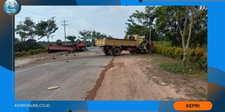 Adu Kambing Lori Muatan Pasir di Bintan, Satu Korban Meninggal Dunia