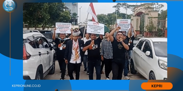 Aksi Tolak Kriminalisasi Untuk Gordon Silalahi Terus Mengalir