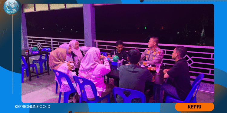 Silaturahmi Polsek Buru dengan Gen Z