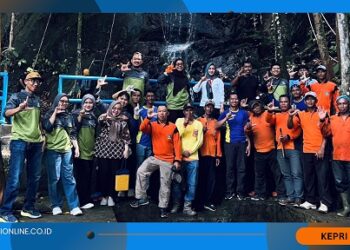 Dorong Pariwisata Berkelanjutan, Pemkab Bintan Gagas Gerakan Wisata Bersih di Gunung Bintan